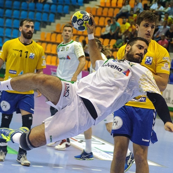 HANDBALL